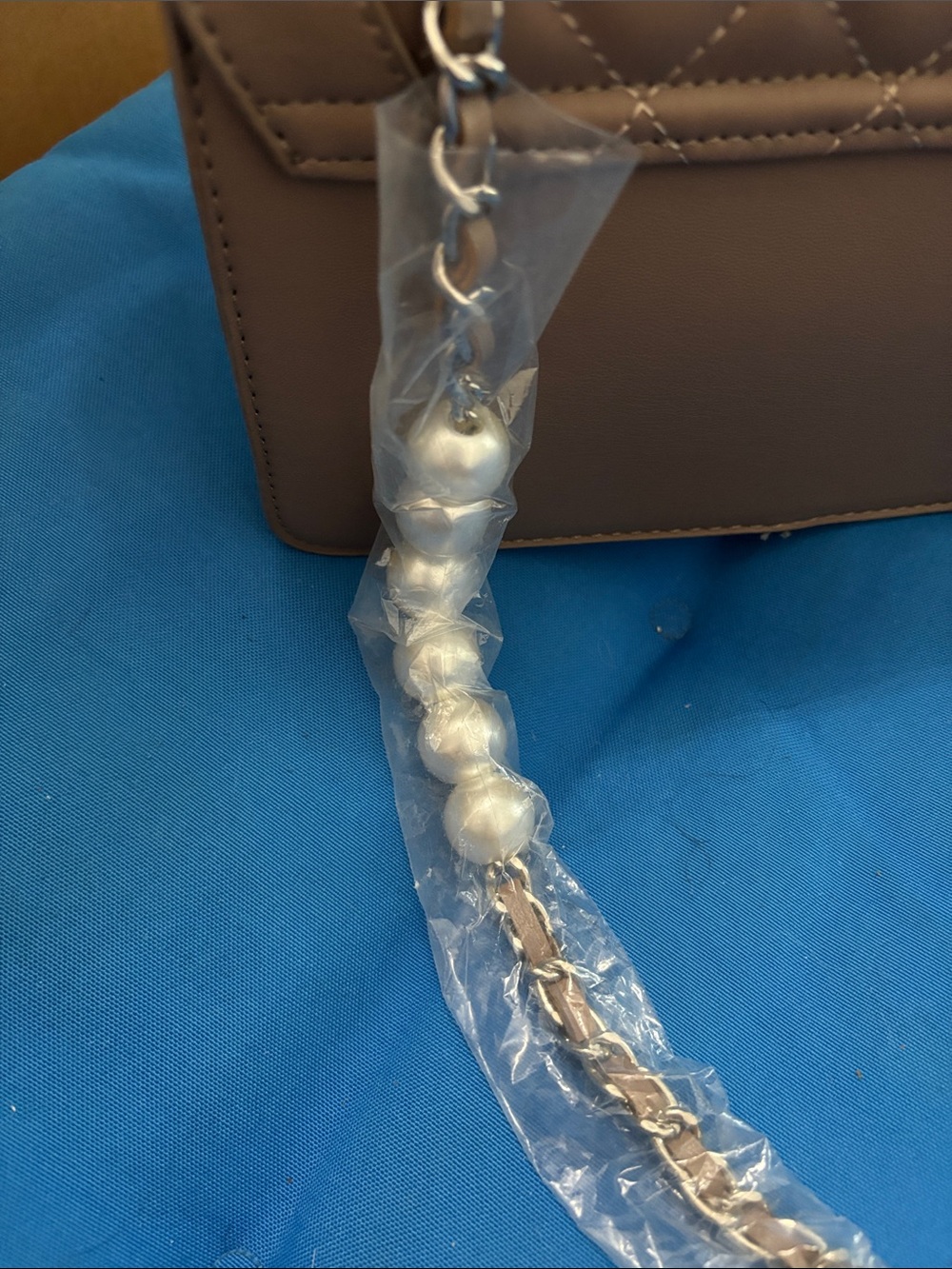 Studio Badgley Mischka Vegan Leather Purse Colored Cream Never Been Used NWTS - Picture 7 of 13